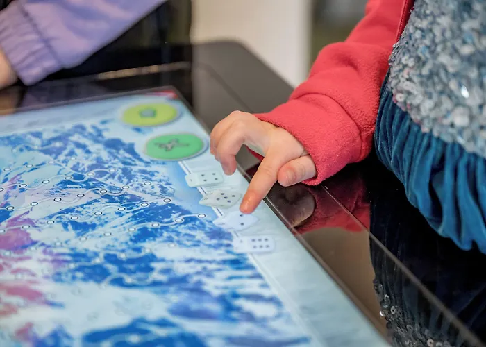 Camping مكان تخييم